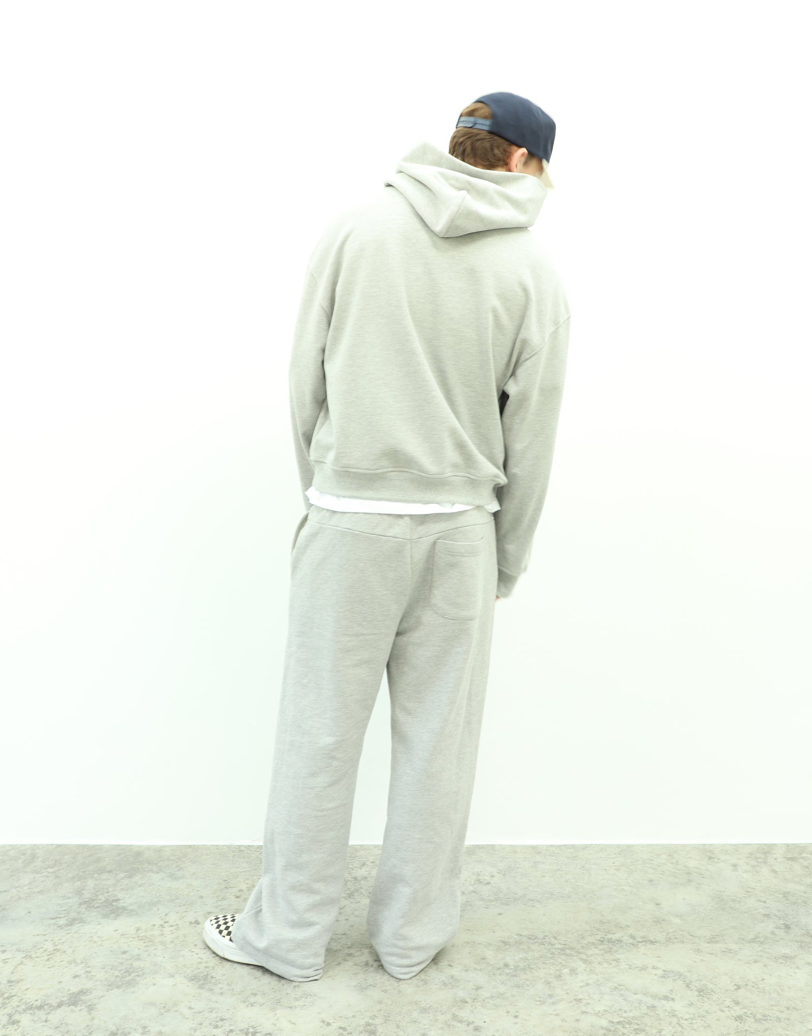 BASIC HOODIE - GREY