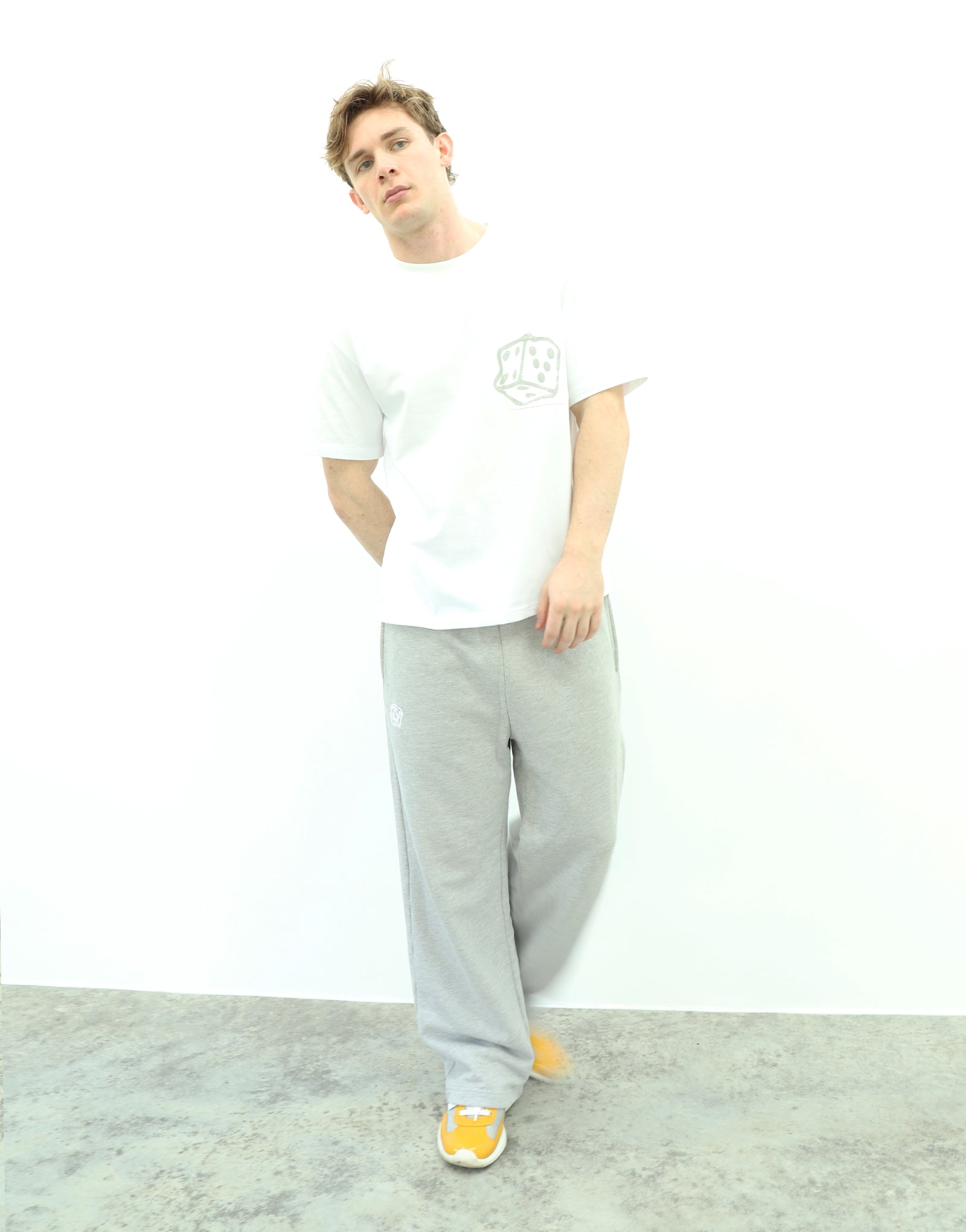 SIGNATURE POCKET TEE - WHITE